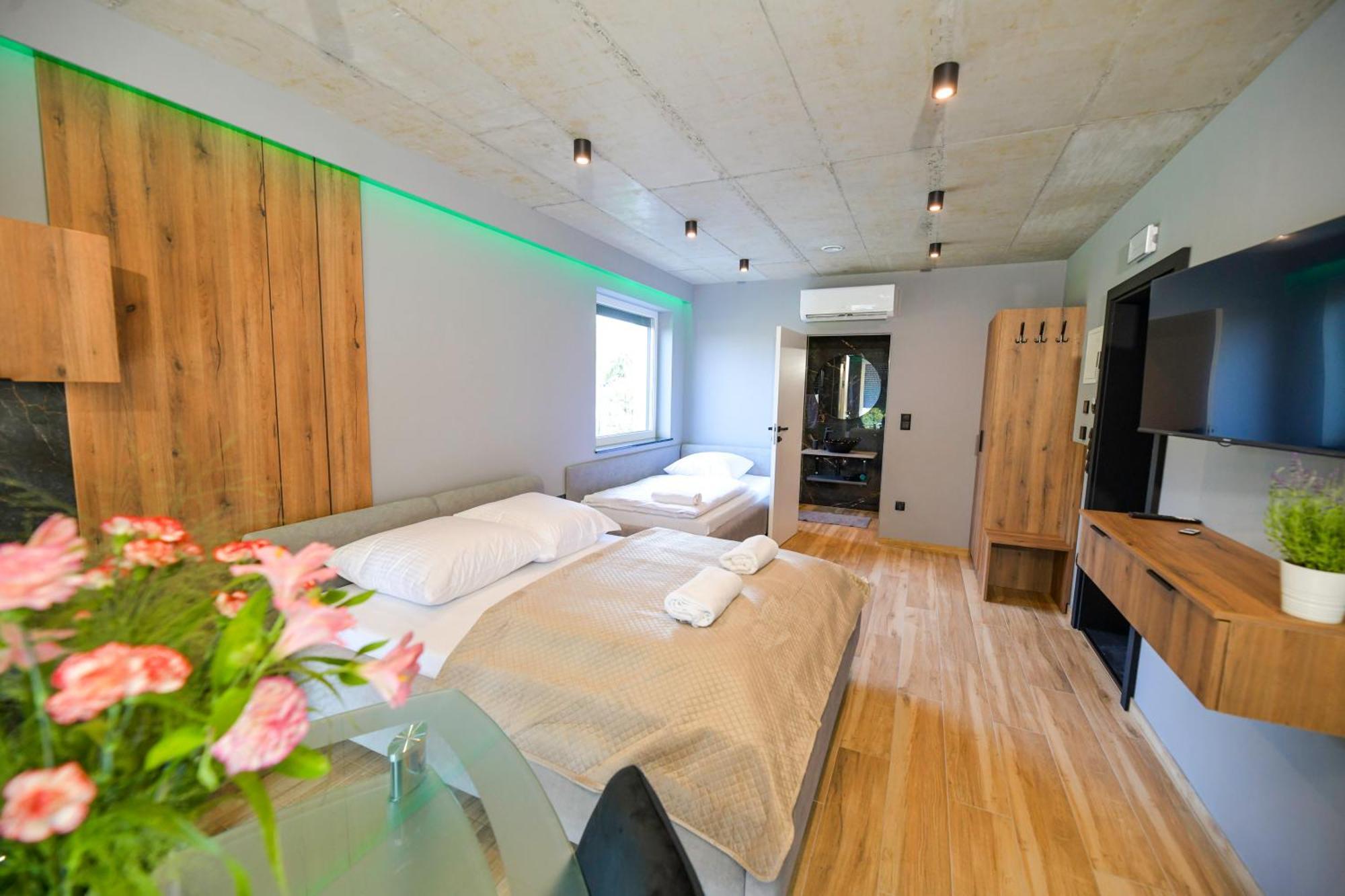 Appartement Sloneczne Wzgorze Zator Extérieur photo