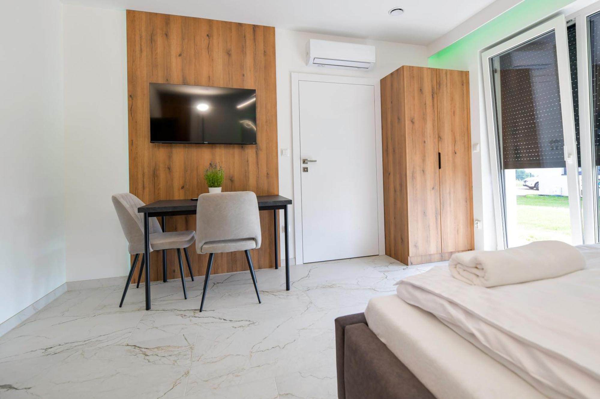 Appartement Sloneczne Wzgorze Zator Extérieur photo