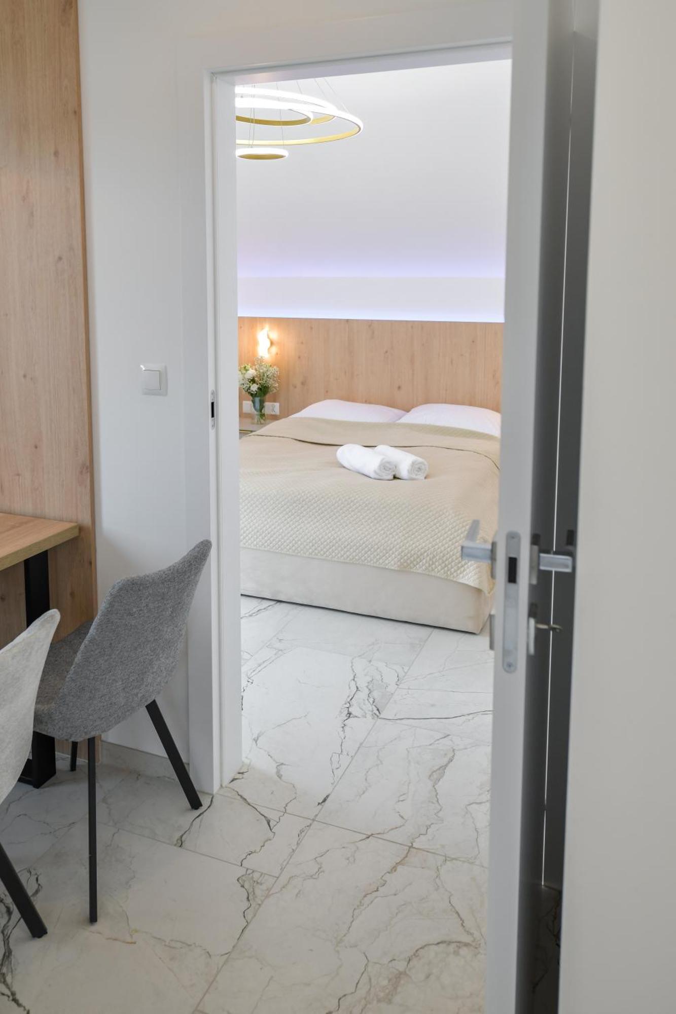 Appartement Sloneczne Wzgorze Zator Extérieur photo